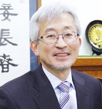 영문 모르는 영문학 교수의 꿈 섬네일 파일